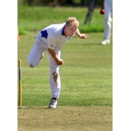 Laidley bowler, Steve Brenan in Cricket match, Ipswich, 23rd January 2005
