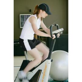Lisa Purcell exercising, Springfield, 15th February 2005