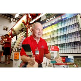 Bunnings DIY team member Andrew Young encourages people to attend the free DIY workshops on offer at Bunnings Warehouse Booval, Ipswich, 2nd January 2011