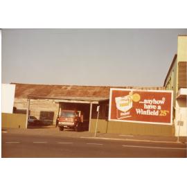 Exterior photograph of Risson's Produce
