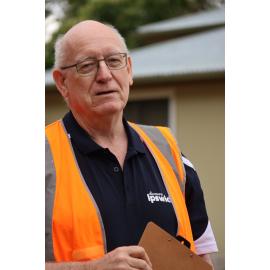Discover Ipswich volunteer introducing visitors to the Queens Park Guided Walking Tour, part of Galvanized: A Festival of Heritage, September 2026  