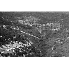 Aerial photography over developing suburbs and a motorway, Ipswich, August 1981