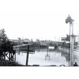 Ipswich Railway Station during flood,Ipswich, 1893