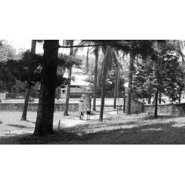 Entrance to Queens Park, Ipswich, c.1940