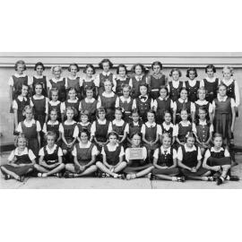 Ipswich Central Girls School, Grade V, 1941