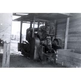 Shuttle train at Caledonian Colliery, Thagoona, Ipswich, 1957