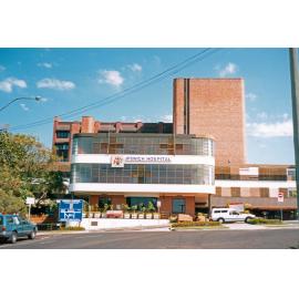 Front entrance to Ipswich General Hospital, facing East Street, Ipswich, 1991