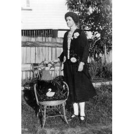 Eliza Noble at Smith Street, North Ipswich, 1930s