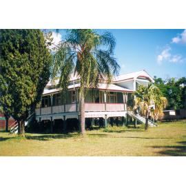 Oakleigh on corner Makepeace and Albert Streets, Rosewood, Ipswich, late 1990s