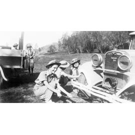 Women's Auxiliary Transport Service members  during a training field day in Ipswich, 1942