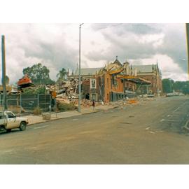 North Star Hotel during demolition, Ipswich, 1986