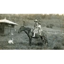 Isabella and Jack Johnston, Lanefield, Ipswich, 1927