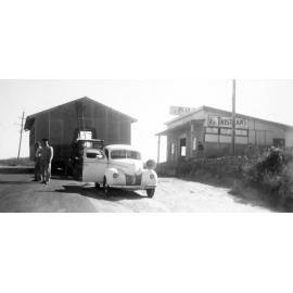 Moving a house in Marburg, 1947