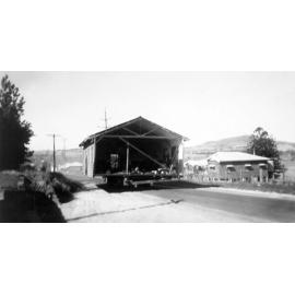 Moving a house in Marburg, 1947
