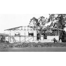 Grenadier Circle, Ebbw Vale, Ipswich, constructing house, May 1960