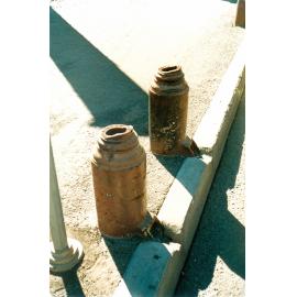 Remains of pillars outside Cribb & Foote, Bell Street, Ipswich, 1986