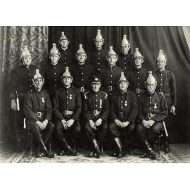 Ipswich Fire Brigade members, Ipswich, 1935