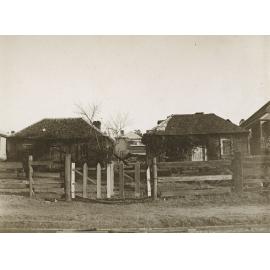 Shingle roof cottages, known as the 'Watkins twins', South Street, Ipswich, 1905 - 1906
