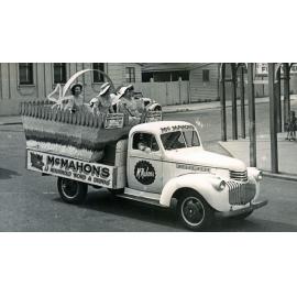 McMahons Soft Drinks truck carrying Miss Australia contestants from Ipswich,  Ipswich 1949