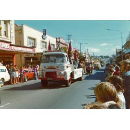 McMahons Soft Drinks' truck during parade in Ipswich, 1977