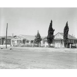 Residence, Bank of New South Wales, 95 Chermside Road, Ipswich, 1959
