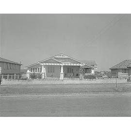 Residence, Bank of New South Wales, 95 Chermside Road, Ipswich, 1959