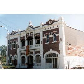 Hotel Metropole, 253 Brisbane Street, Ipswich, 1991
